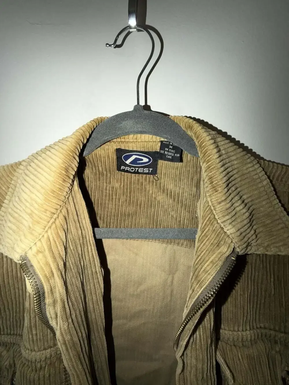 Vintage 90s PROTEST Wide Wale Corduroy Zip-Up Jacket size Medium
